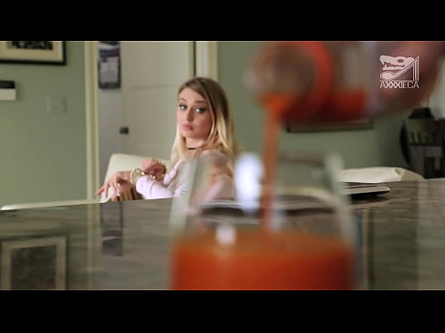 ❤️ Noia calenta amb pits grans i cony estret rep la polla del perdedor, però molt dura ❤️ Porno preciós al porno ca.sayhentai.ru