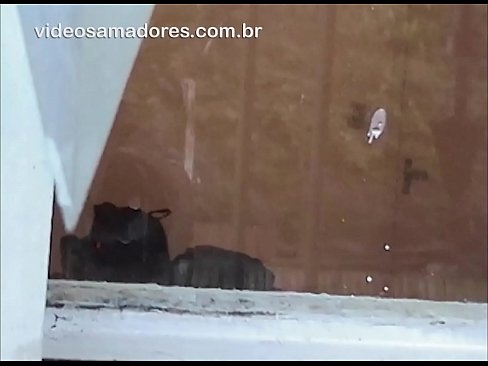 ❤️ Home excitat mirant la seva xicota amb un altre noi, gravant un vídeo de merda sense molestar la parella ❤️ Porno preciós al porno ca.sayhentai.ru